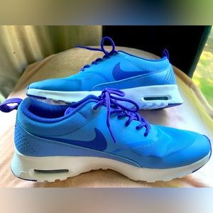 NEW Nike Air Max Thea Size 8.5